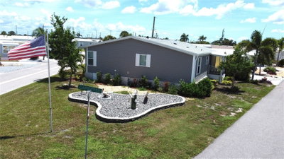 602 CAREFREE, Venice, FL, 34285 — photo 2