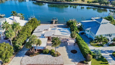 355 SHORE Drive, Sarasota, FL, 34234 — photo 2