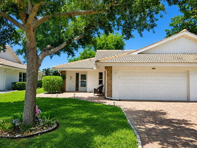 5808 GARDEN LAKES Drive, Bradenton, FL, 34203 — photo 2