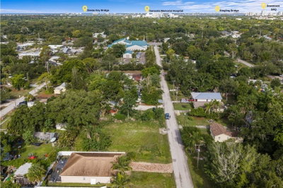 2930 HAWTHORNE Street, Sarasota, FL, 34239 — photo 2