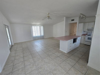 2804 AVENUE C, Holmes Beach, FL, 34217 — photo 2