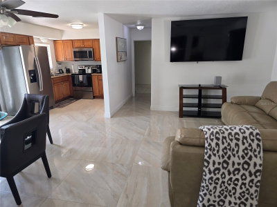 537 MELODY Circle, Sarasota, FL, 34237 — photo 2