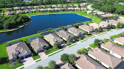 7130 QUIET CREEK Drive, Bradenton, FL, 34212 — photo 2