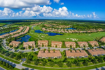 8361 MIRAMAR Way, Lakewood Ranch, FL, 34202 — photo 2