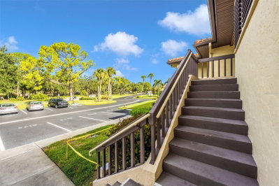 5178 LAKE VILLAGE Drive, Sarasota, FL, 34235 — photo 2
