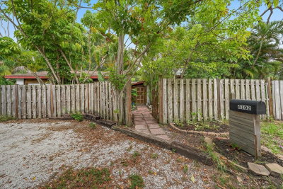 4102 ROYAL PALM Avenue, Sarasota, FL, 34234 — photo 2