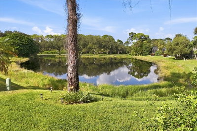 8945 WHITEMARSH Avenue, Sarasota, FL, 34238 — photo 2