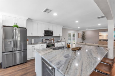 11304 LEPRECHAUN Drive, Riverview, FL, 33569 — photo 2