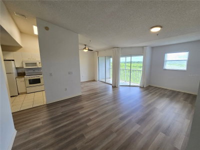 3607 BAY Drive, Holmes Beach, FL, 34217 — photo 2