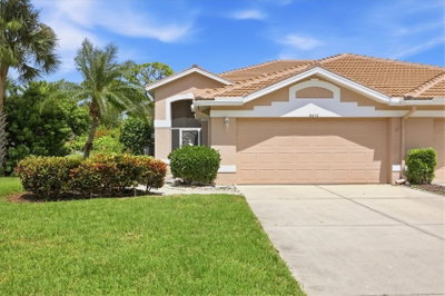 9413 FOREST HILLS Circle, Sarasota, FL, 34238 — photo 2