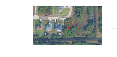 537 KINGSBURY Lane, Lehigh Acres, FL, 33974 — photo 2