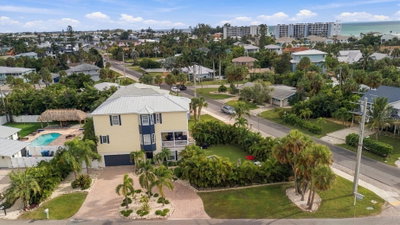 303 58TH Street, Holmes Beach, FL, 34217 — photo 2
