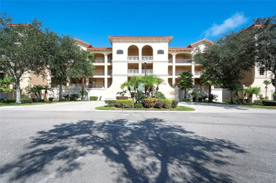 7612 LAKE VISTA Court, Lakewood Ranch, FL, 34202 — photo 2