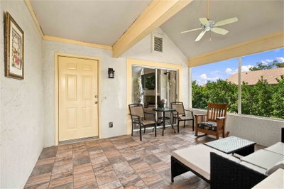 4536 WHIRLAWAY Drive, Sarasota, FL, 34233 — photo 2