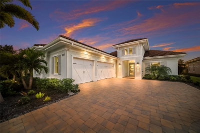 8343 PAVIA Way, Lakewood Ranch, FL, 34202 — photo 2
