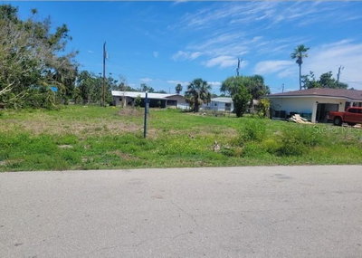 425 MONTEREY Avenue, Cape Coral, FL, 33904 — photo 2