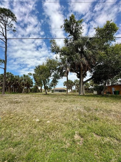 45 LONG MEADOW Lane, Rotonda West, FL, 33947 — photo 2