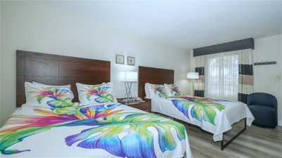 7150 TAMIAMI Trail, Sarasota, FL, 34243 — photo 2