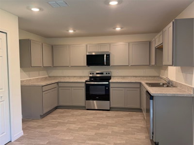 904 HUDSON VALLEY Drive, Poinciana, FL, 34759 — photo 2