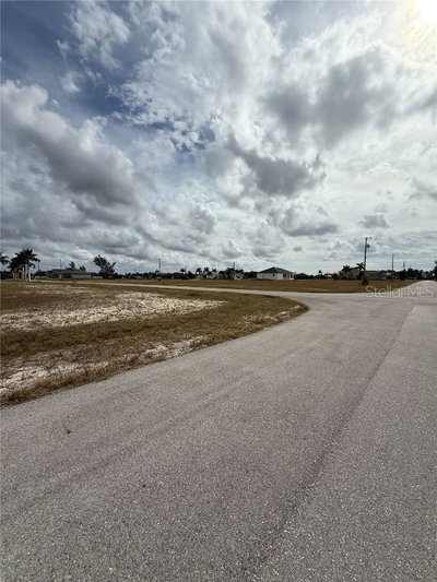 2801 45TH Place, Cape Coral, FL, 33993 — photo 2