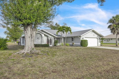 272 BROADMOOR Lane, Rotonda West, FL, 33947 — photo 2