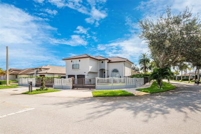1385 143RD Court, Miami, FL, 33184 — photo 2