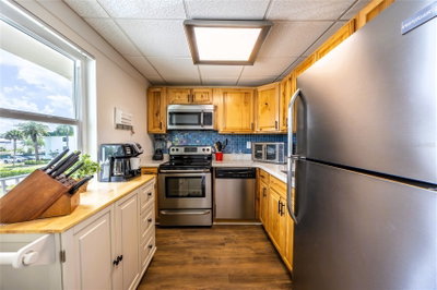 6220 AUGUSTA Drive, Fort Myers, FL, 33907 — photo 2