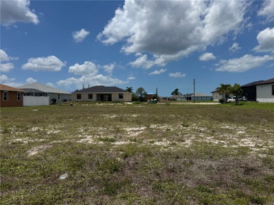 2018 33RD Avenue, Cape Coral, FL, 33993 — photo 2