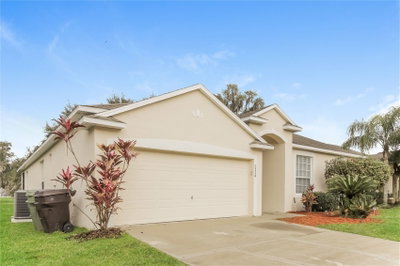 2114 THE OAKS Boulevard, Kissimmee, FL, 34746 — photo 2