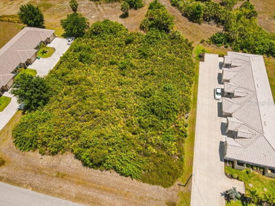 18 DONLON Drive, Rotonda West, FL, 33947 — photo 2