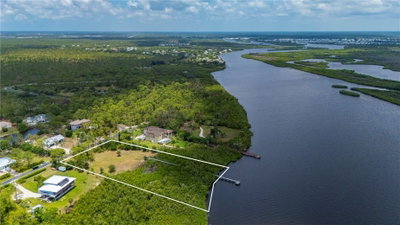 RIVERFRONT Drive, Venice, FL, 34293 — photo 2