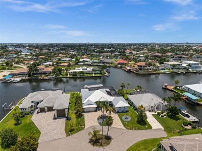105 52ND Street, Cape Coral, FL, 33914 — photo 2