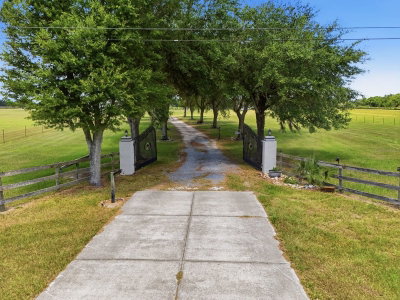 11748 JACKSONVILLE Road, Anthony, FL, 32617 — photo 2