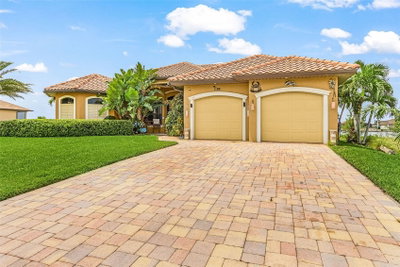 4615 32ND Terrace, Cape Coral, FL, 33993 — photo 2