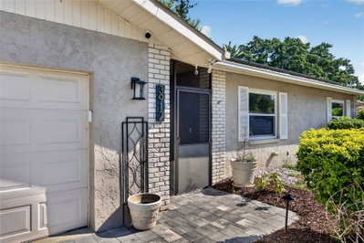 3917 SAWYERWOOD Road, Sarasota, FL, 34233 — photo 2