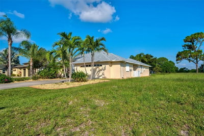 956 BOUNDARY Boulevard, Rotonda West, FL, 33947 — photo 2