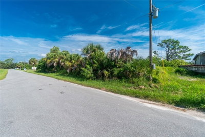 2162 DOOLITTLE Lane, Port Charlotte, FL, 33953 — photo 2