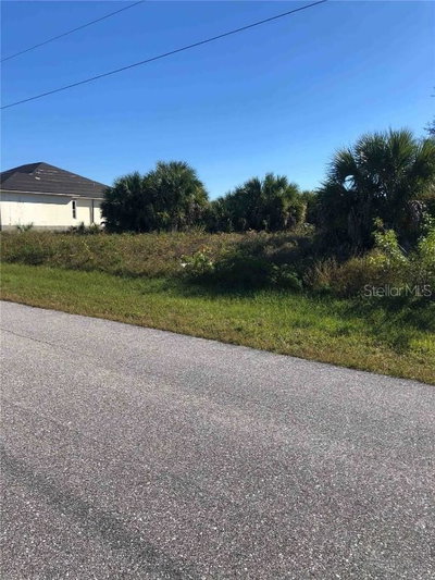 13257 LONGVILLE Avenue, Port Charlotte, FL, 33981 — photo 2