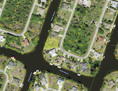 9490 SNAPPER Circle, Port Charlotte, FL, 33981 — photo 2