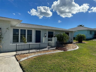 45 OAKLAND HILLS Court, Rotonda West, FL, 33947 — photo 2