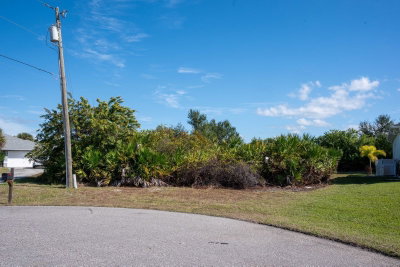 330 BAYTREE Drive, Rotonda West, FL, 33947 — photo 2