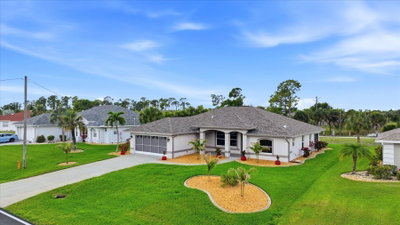 828 ROTONDA Circle, Rotonda West, FL, 33947 — photo 2