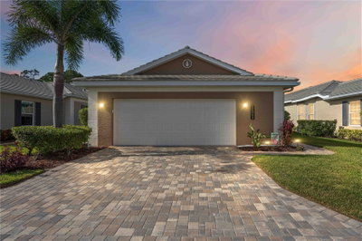 11045 BARNSLEY Drive, Venice, FL, 34293 — photo 2