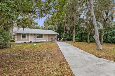 690 JACKSON Avenue, Mount Dora, FL, 32757 — photo 2