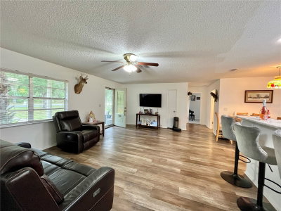 407 POINSETTIA Avenue, Fruitland Park, FL, 34731 — photo 2
