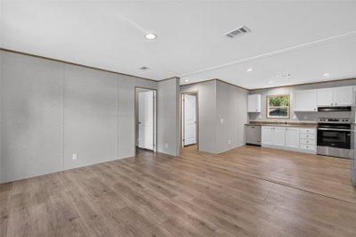 607 LAWRENCE Street, Wildwood, FL, 34785 — photo 2
