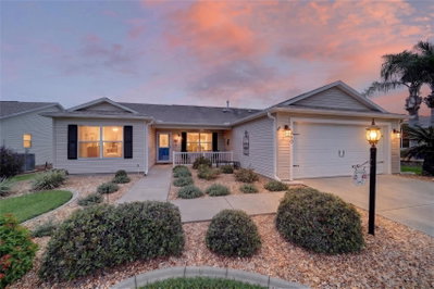 940 EASTMONT Court, The Villages, FL, 32162 — photo 2