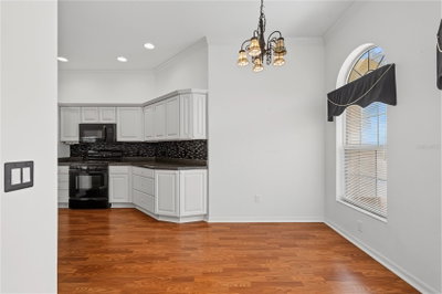 556 KINGSTON Way, The Villages, FL, 32162 — photo 2
