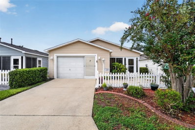 17458 82ND ROSLYN Court, The Villages, FL, 32162 — photo 2