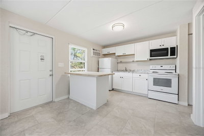 419 GRAPEFRUIT Avenue, Sebring, FL, 33870 — photo 2